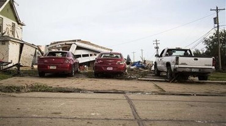 Damage toll oregonlive residents tornadoes rises assess governor